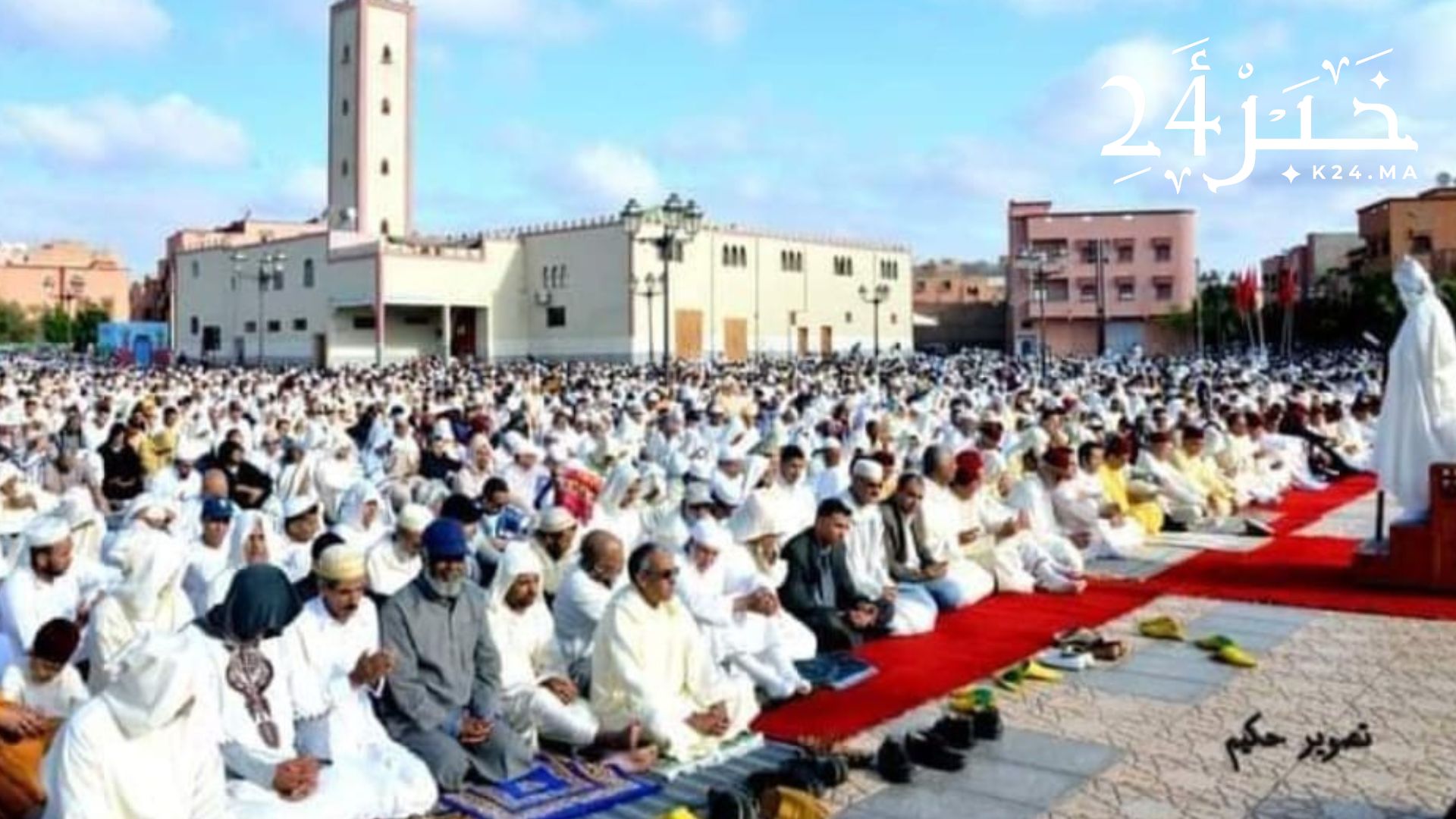 الرحامنة:عامل الاقليم يؤدي صلاة العيد بمصلى ساحة مسجد المحسنين بابن ...
