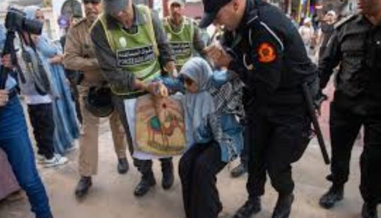 المحامون الشباب ينددون